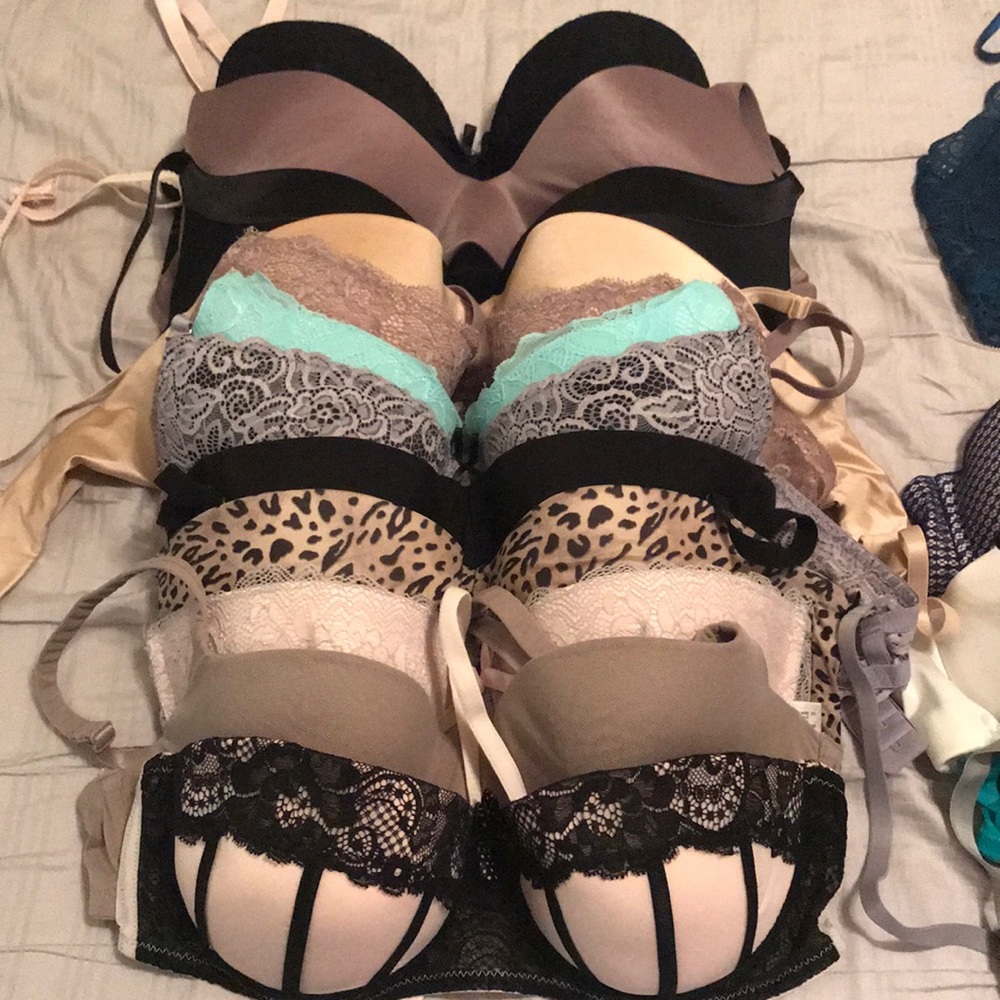 various brands bra lot